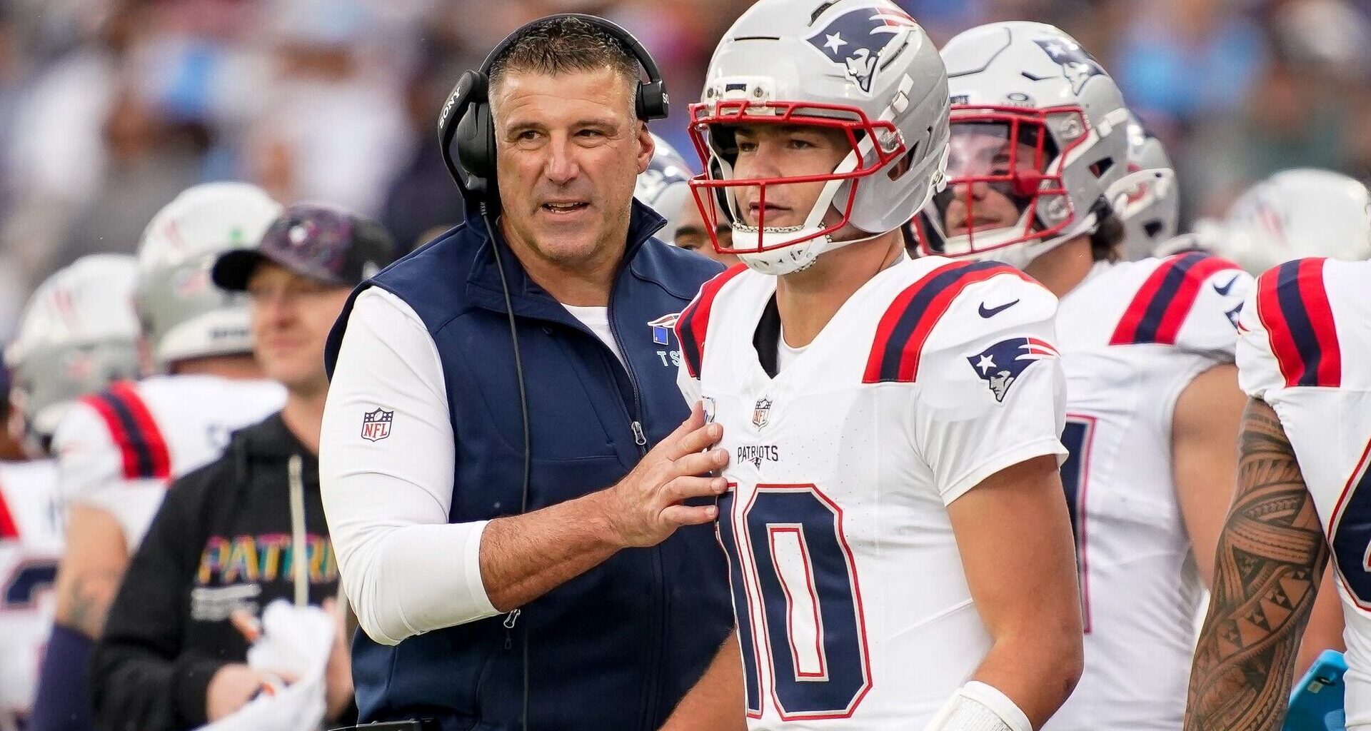 Mike Vrabel Shouts Out Drake Maye's Game-Winning Play Vs. Falcons