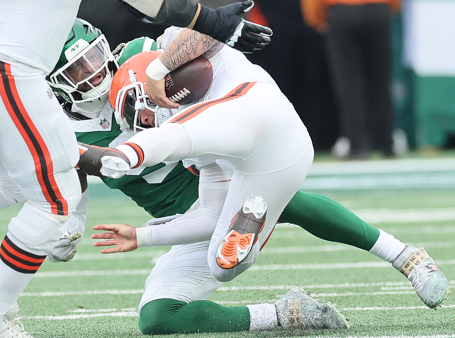 Cleveland Browns quarterback Dillon Gabriel is sacked by New York Jets defensive end Will McDonald IV in the first half at MetLife Stadium.  