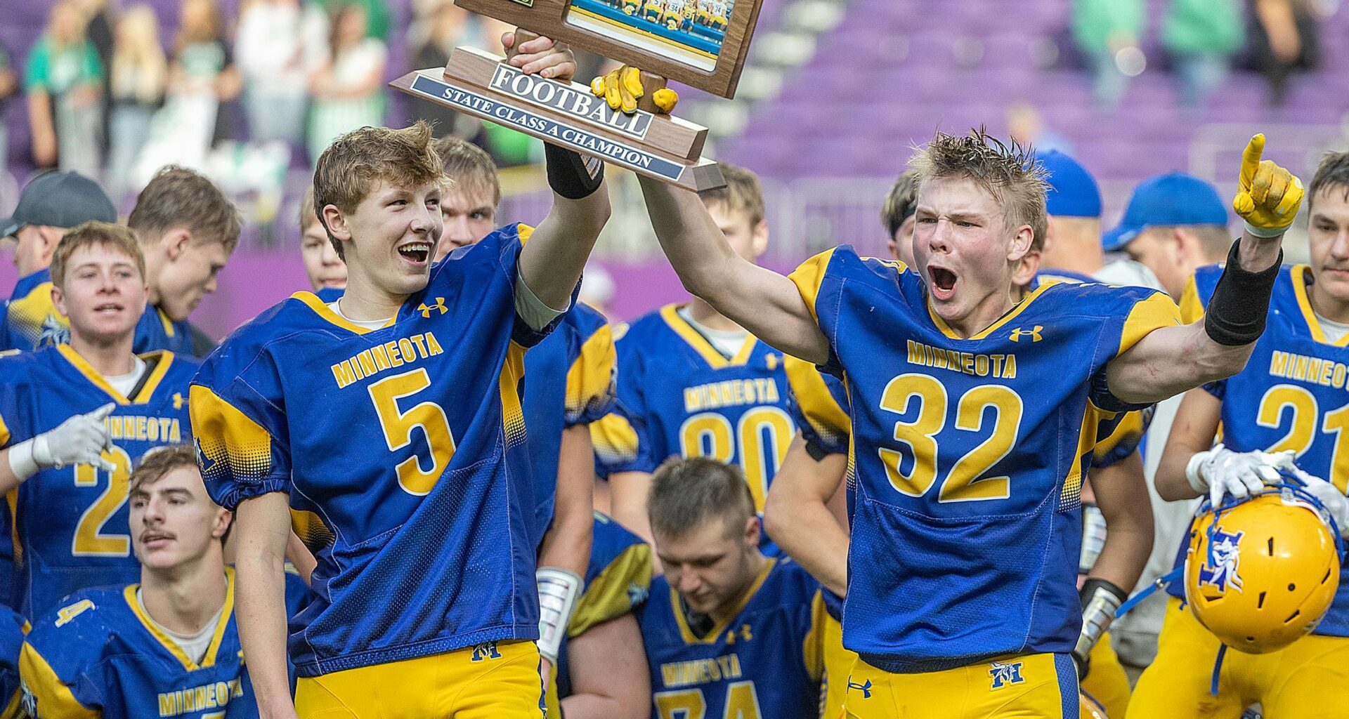 Minneota defeats Breckenridge 49-14 for Class 1A Prep Bowl title