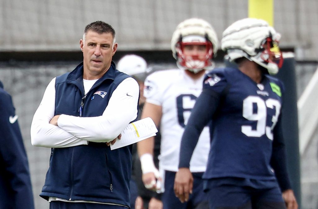 Patriots offense gets bad news at Wednesday practice before Buccaneers game