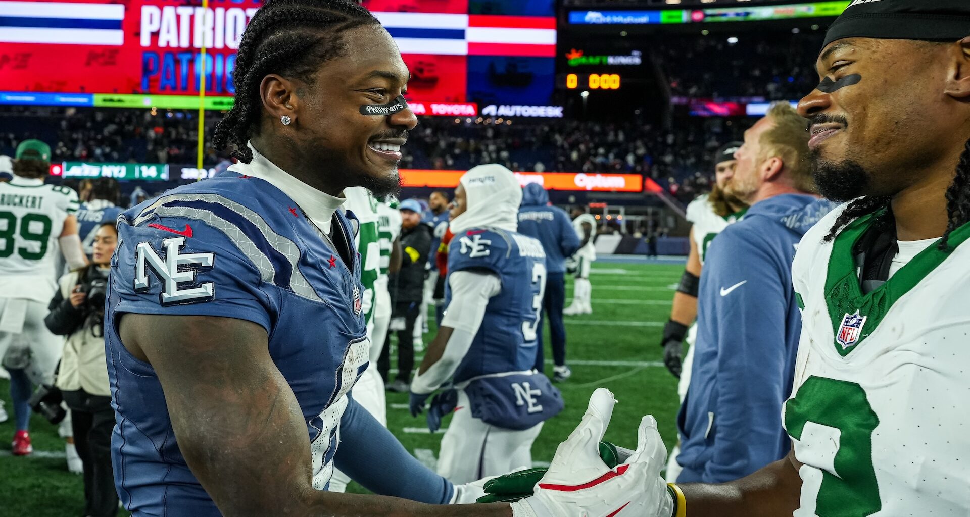 Stefon Diggs Channels Bill Belichick, Discusses Drake Maye After Patriots Win
