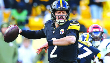 Steelers visit Bears with Aaron Rodgers’ status uncertain | News, Sports, Jobs