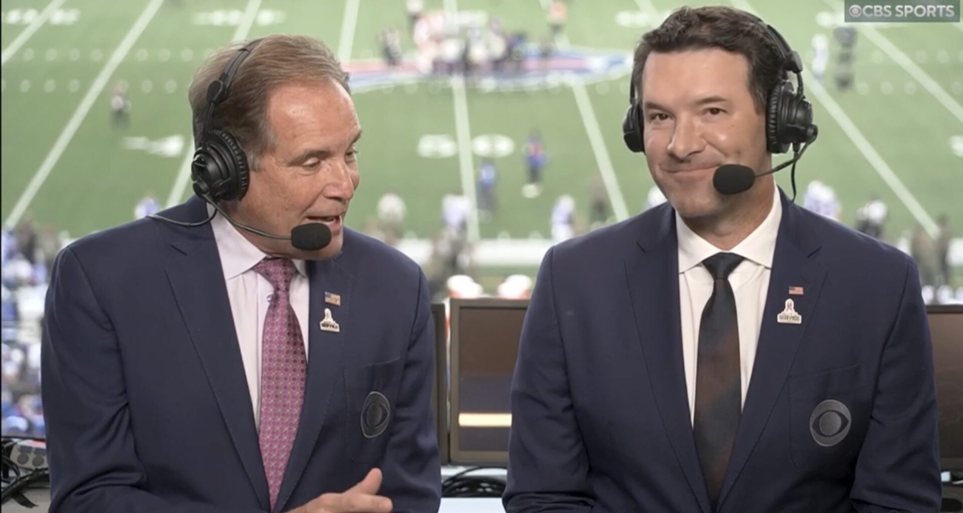 Tony Romo makes inexplicably weird noise during Bills-Chiefs
