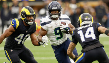 Seattle Seahawks Kenneth Walker III carry Rams 2025...