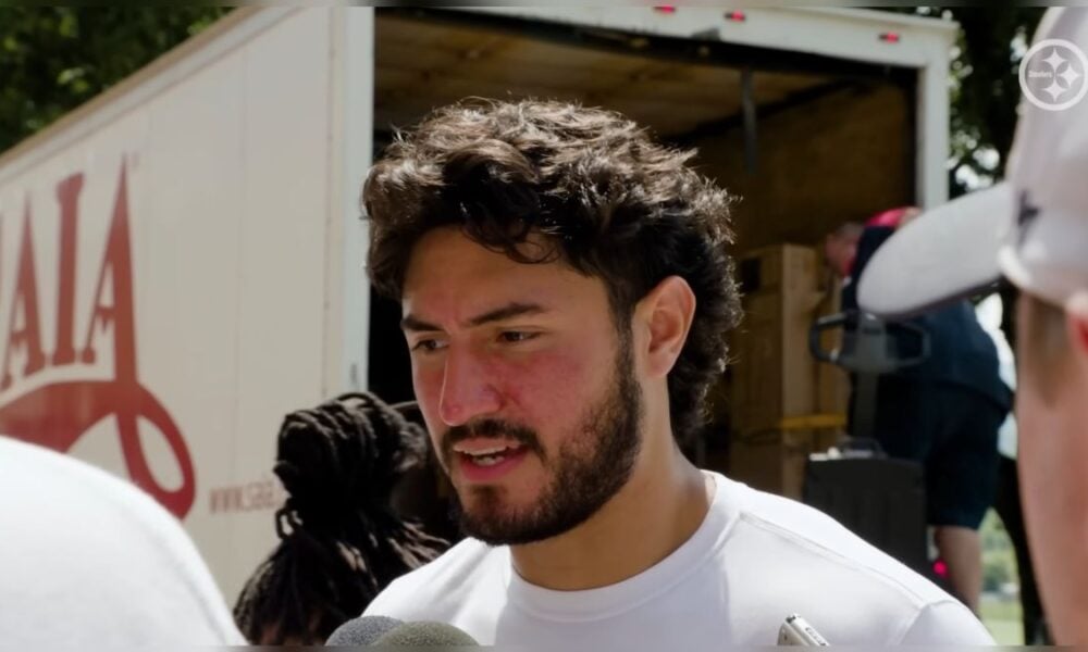 Buccaneers Waive Former Steelers S Sebastian Castro (Update)