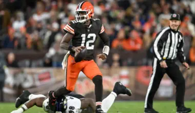 Shedeur Sanders live stats: Updated Browns vs. Raiders score, highlights from rookie QB's first NFL start image