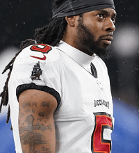 "I Know Some Things" - JoeBucsFan.com