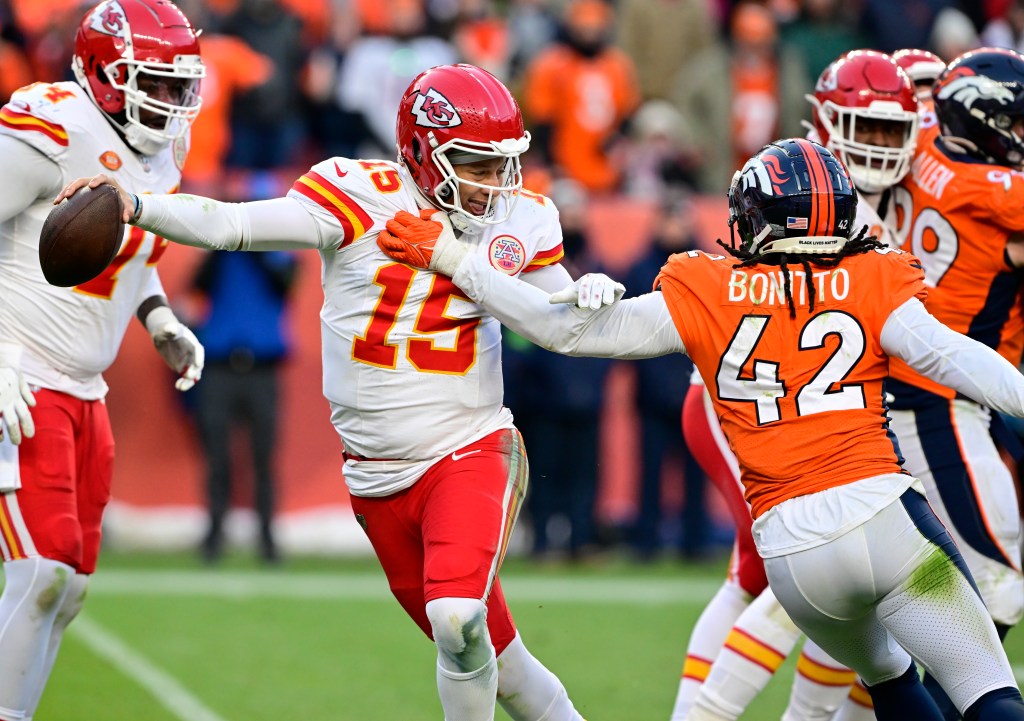 Matchups, predictions for AFC West tilt