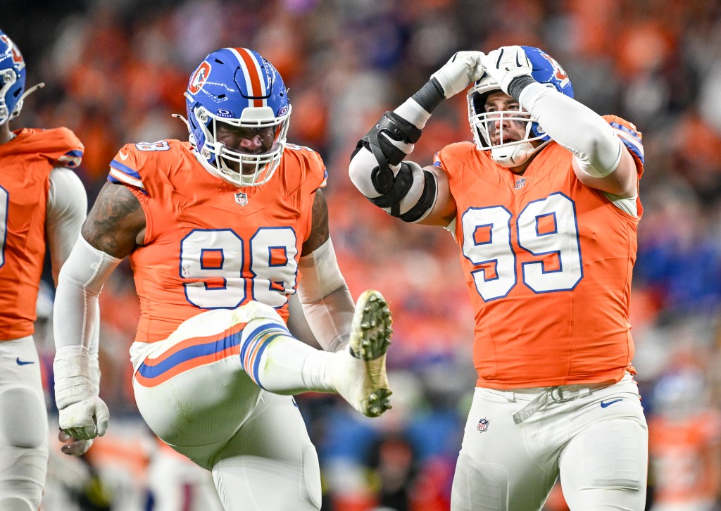 Broncos' defense can 'stop anybody,' Dondrea Tillman says