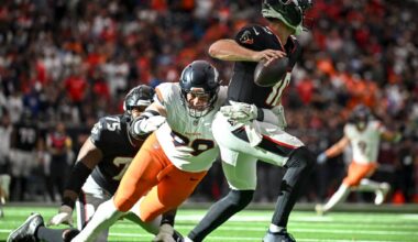 Zach Allen, Broncos defense dominate Texans to run win streak to six