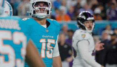 Dolphins trade Jaelan Phillips to Philadelphia Eagles