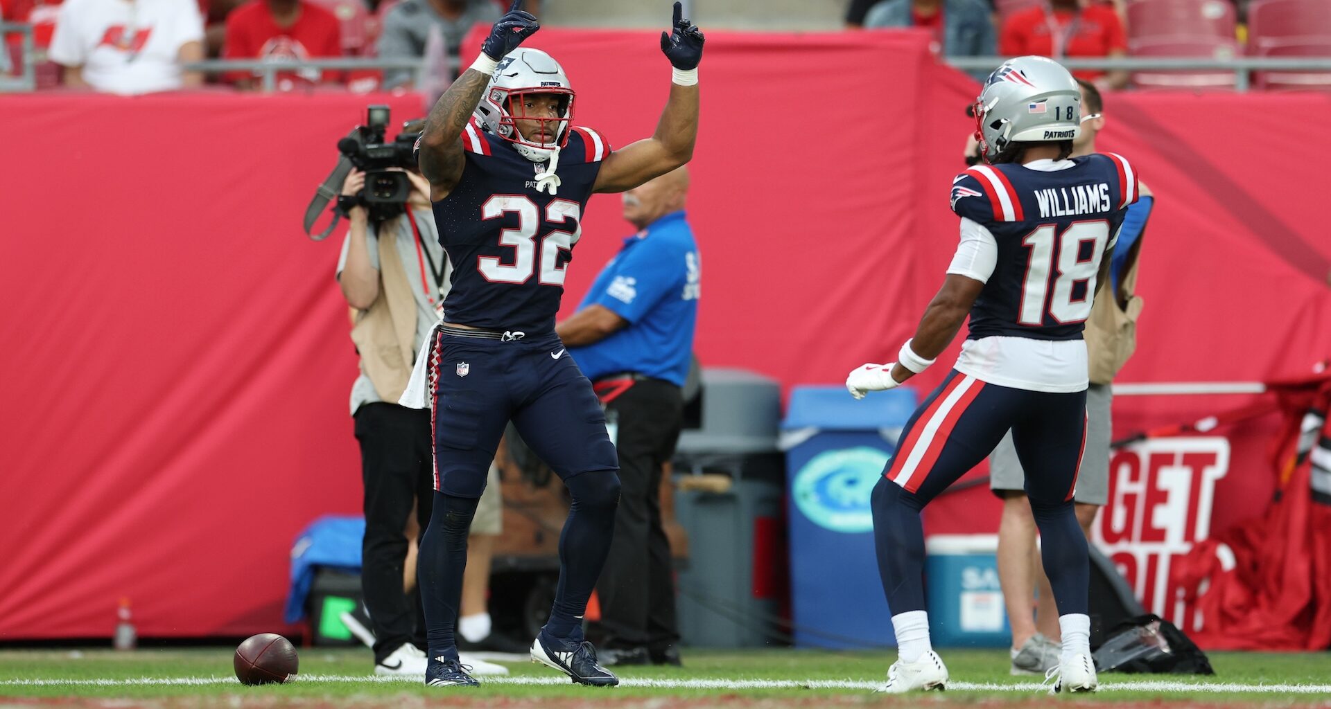 Patriots Three-Time Super Bowl Champ Talks Kyle Williams, TreVeyon Henderson