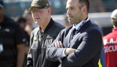 UF to hire Philadelphia Eagles exec as Gators GM