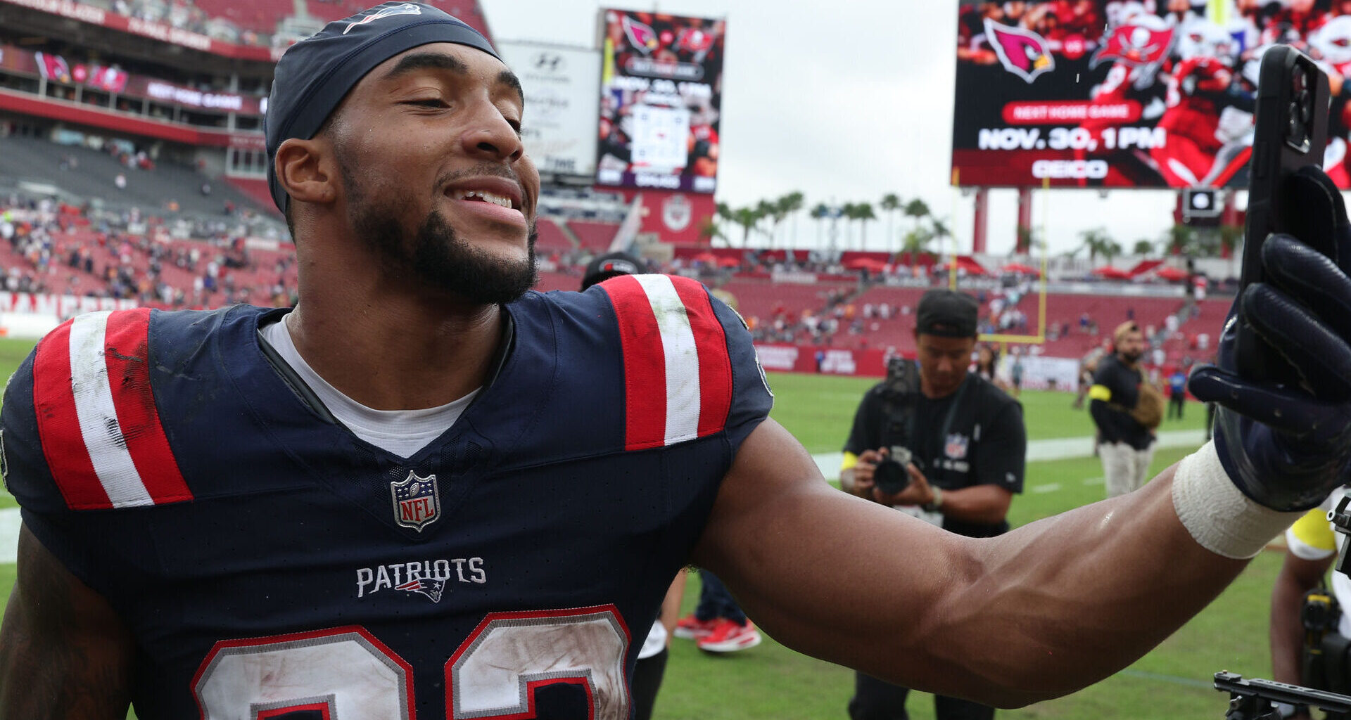 Four Studs, Four Duds From Patriots' Massive Win Vs. Buccaneers