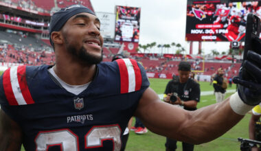 Four Studs, Four Duds From Patriots' Massive Win Vs. Buccaneers