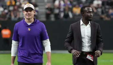 NFL insider names Vikings, Dolphins, Cardinals as possible suitors for $8M QB in 2026 image