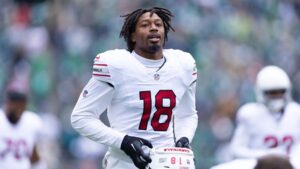 Cardinals linebacker B.J. Ojulari at Lincoln Financial Field.