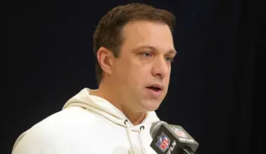 Chiefs-Seahawks trade rumor details near deadline deal between Kansas City and Seattle image