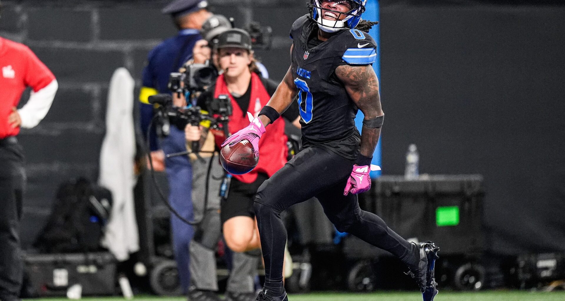 The Vikings' Playoff Hopes Rest On Their Ability To Stop Jahmyr Gibbs