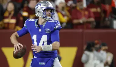 Why Seahawks have a different helmet logo with today’s uniforms vs. Vikings image