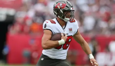 Is Cade Otton playing tonight? Why Buccaneers TE is off to quiet start in Week 12 image