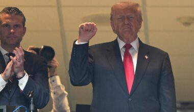 President Donal Trump Faces Mixed Reception at Washington Commanders’ Game