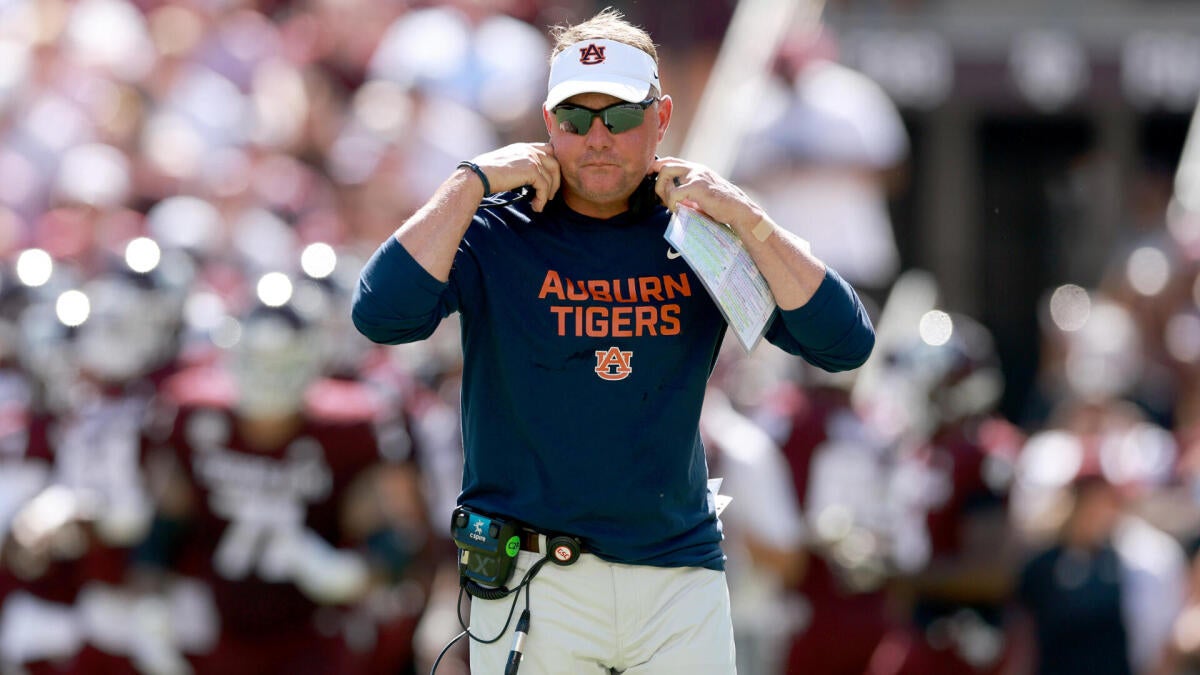 Hugh Freeze fired by Auburn amid 15-19 record in three seasons coaching Tigers