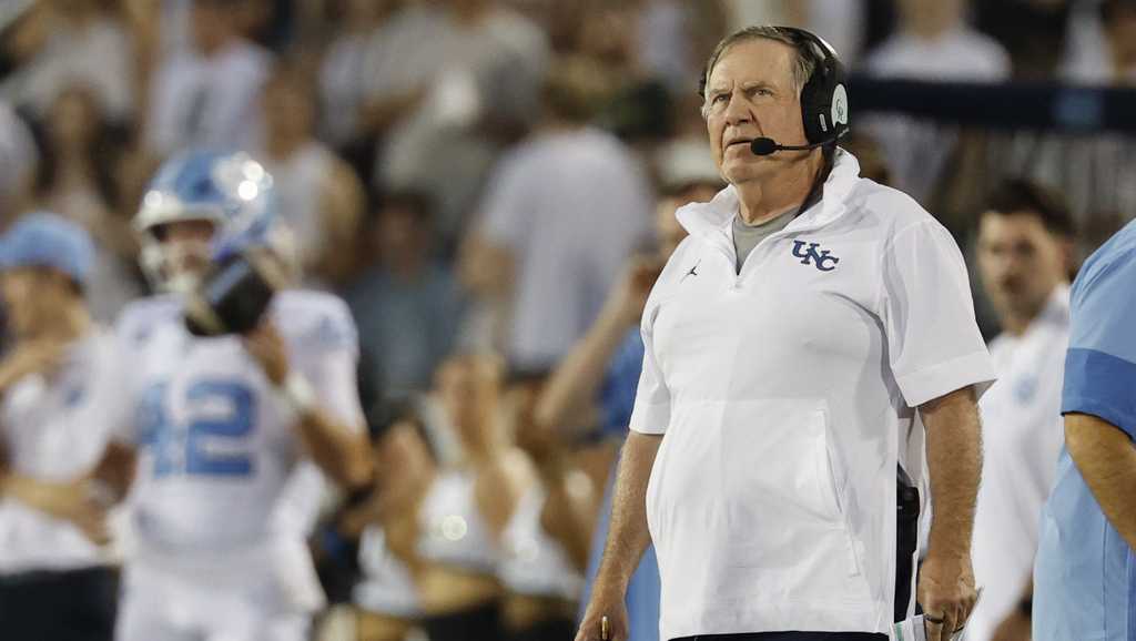 Belichick rebuffs Giants rumors, reaffirms commitment to UNC