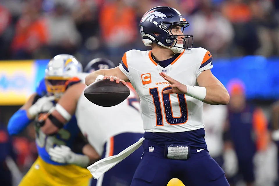 Week 18: Broncos vs. Chargers