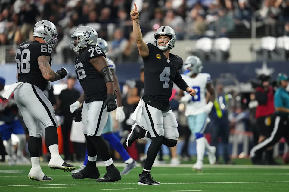 Derek Carr vs. Cowboys 2021