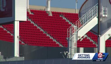 Fans and city leaders react to Arrowhead Stadium roof discussion