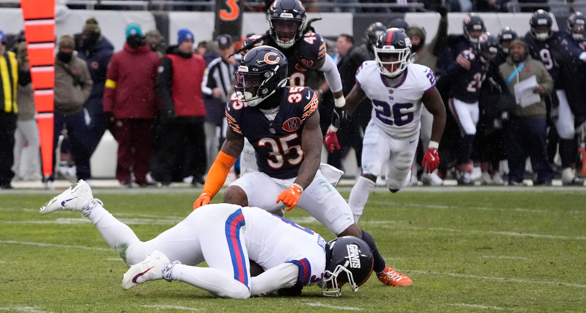 Bears report card: Team grades in NFL Week 10 victory vs. Giants