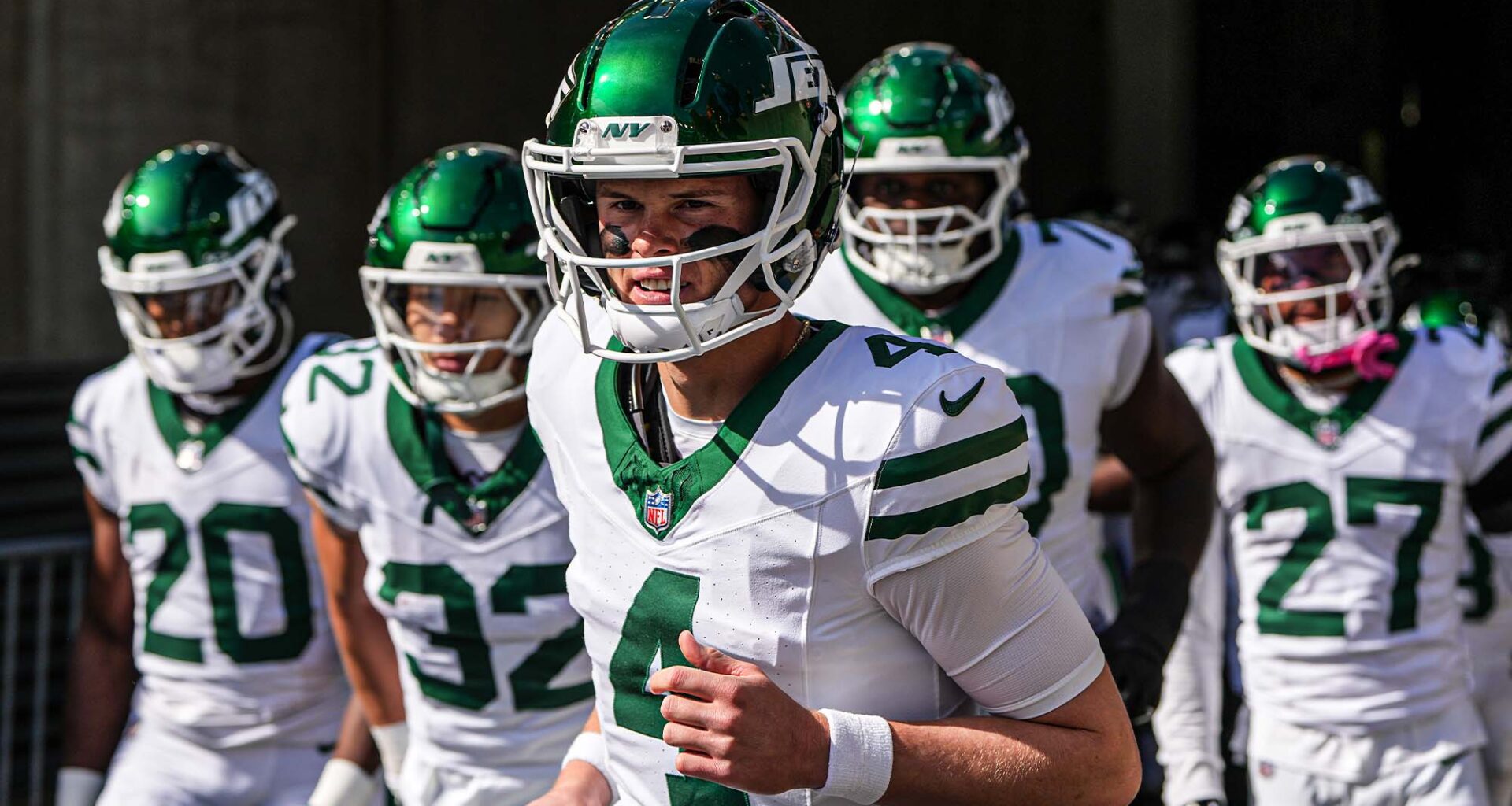 Jets shouldn't stop QB change at just Tyrod Taylor