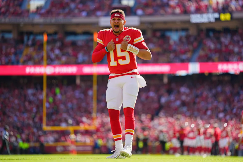 Kansas City Chiefs quarterback Patrick Mahomes (15) reacts prior to a game against the Las Vegas Raiders.© Jay Biggerstaff-Imagn Images