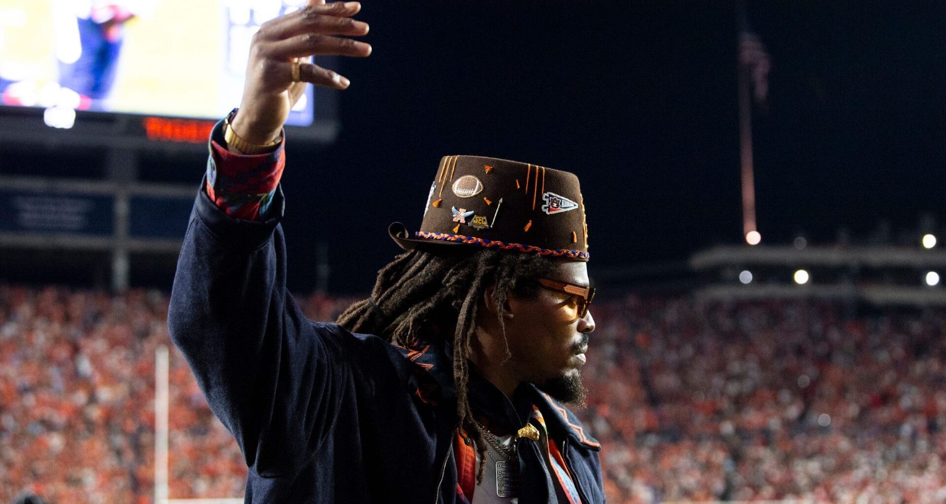 Mike Vrabel Reacts To Cam Newton Calling Patriots 'Fool's Gold'