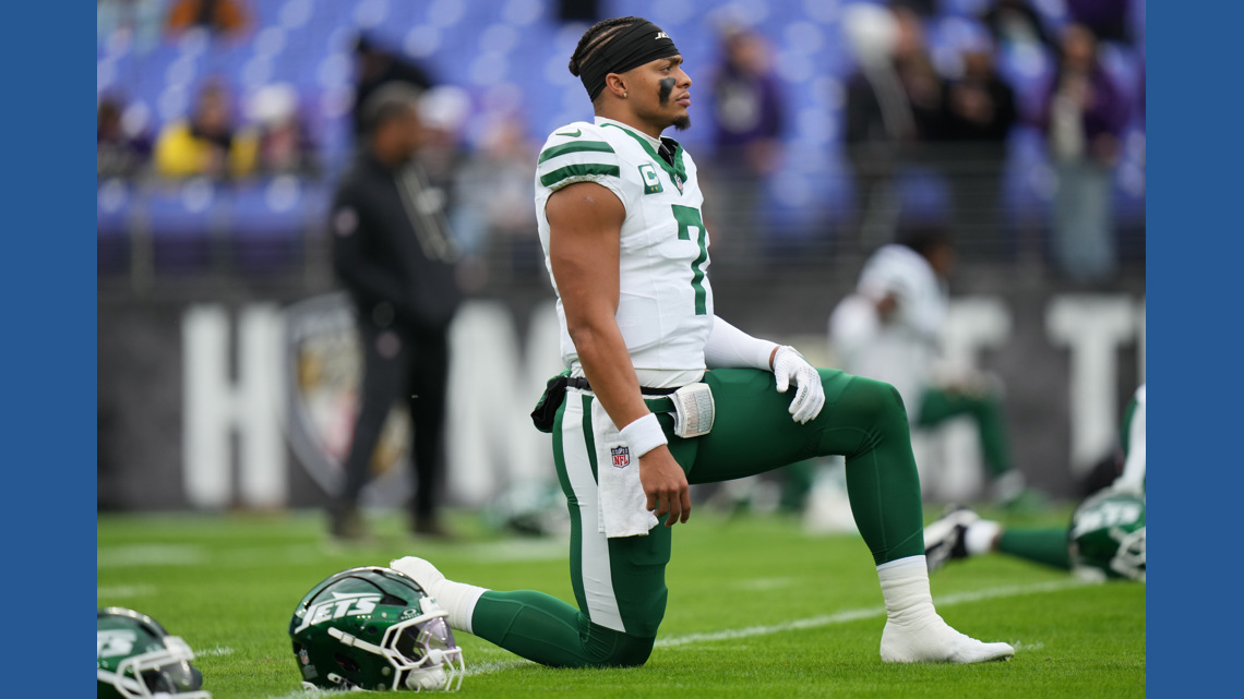Jets' Justin Fields was surprised by benching but still believes he's a starting quarterback in NFL