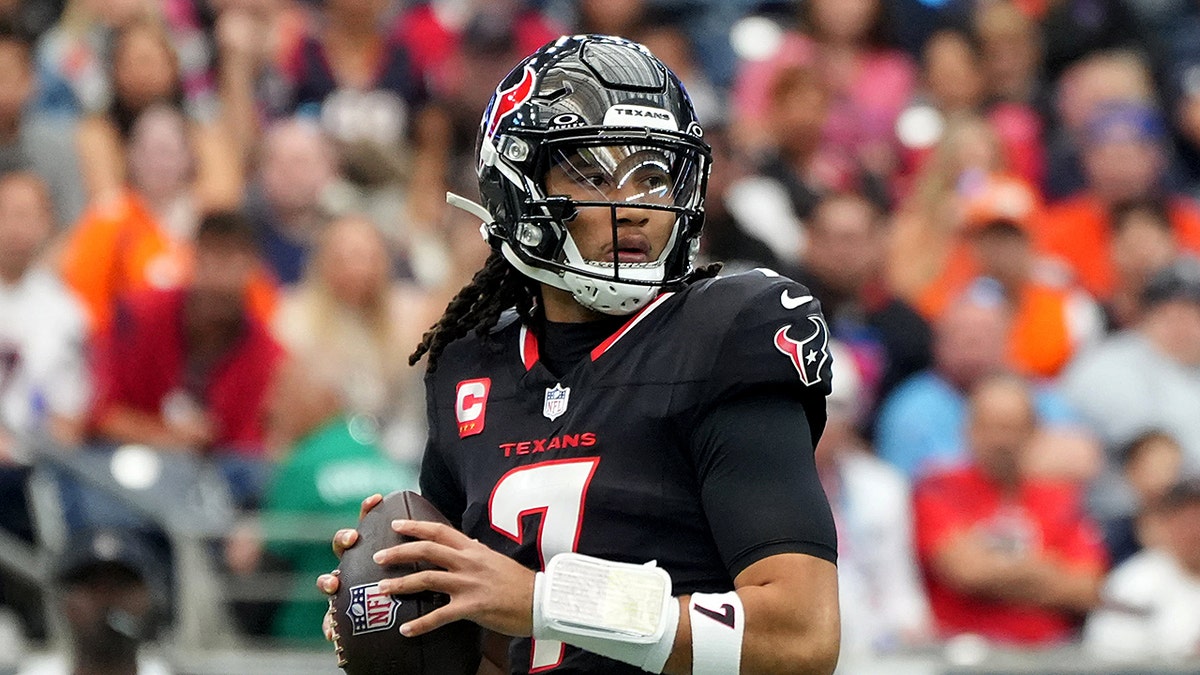 C.J. Stroud in action