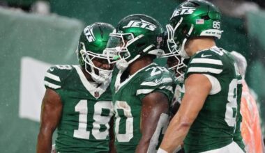 Jets get TD returns on a kickoff and a punt and hold on to beat Browns 27-20 for 2nd win in a row