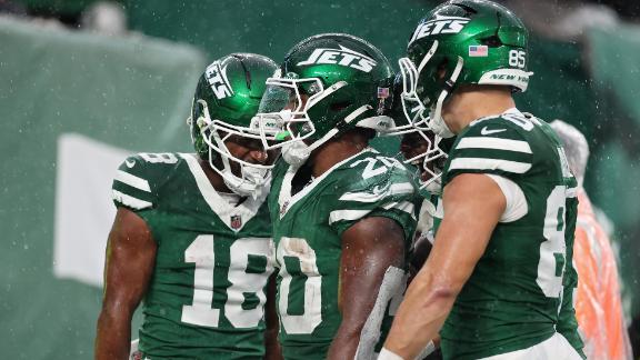 Jets get TD returns on a kickoff and a punt and hold on to beat Browns 27-20 for 2nd win in a row