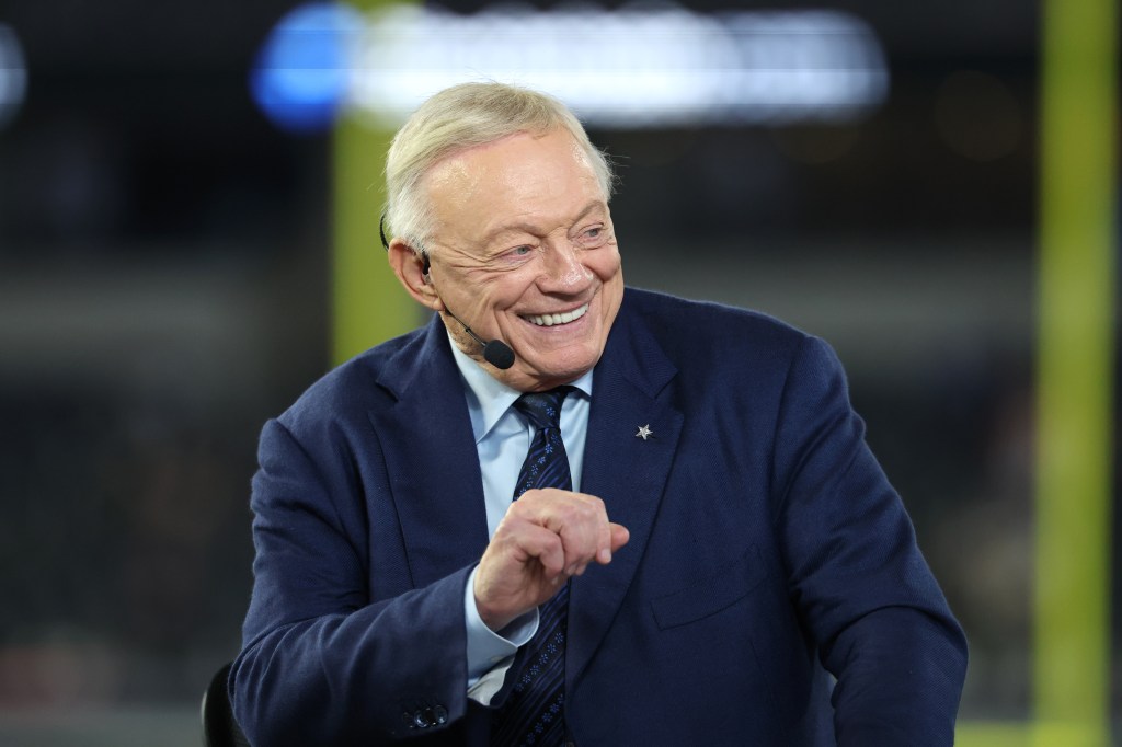Dallas Cowboys owner Jerry Jones talking before the game against the Arizona Cardinals at AT&T Stadium.