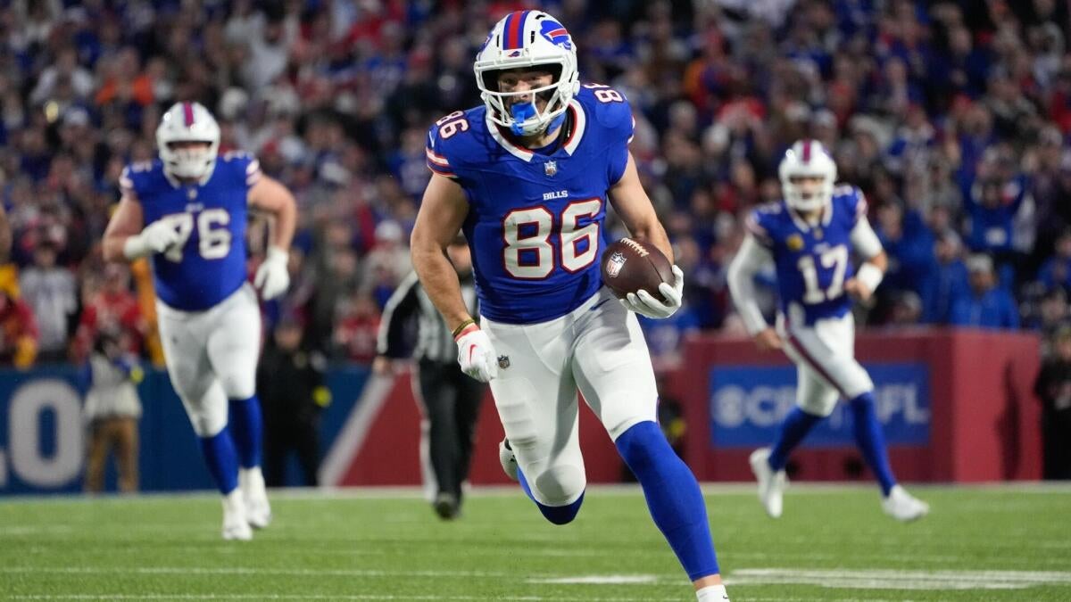 NFL picks for Week 10, score predictions, best bets today from self-learning AI