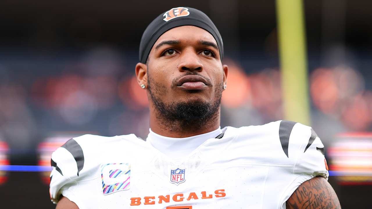 NFL suspends Bengals WR Ja'Marr Chase one game for spitting at Steelers' Jalen Ramsey