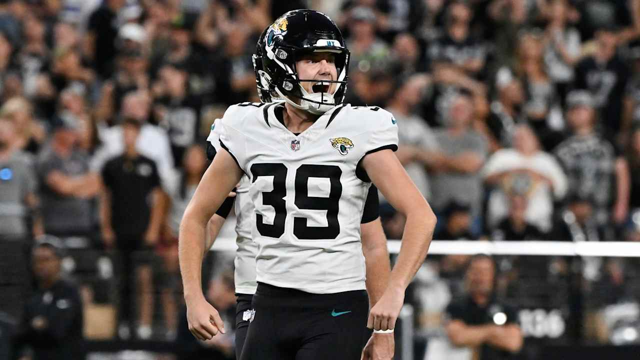 Jaguars K Cam Little sends jersey from record-setting kick to Hall of Fame