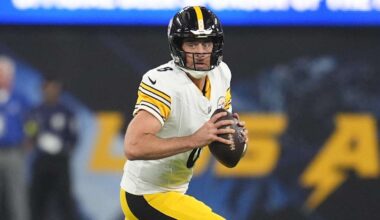 Aaron Rodgers says he must 'play better' after Steelers 'stunk it up' in loss to Chargers