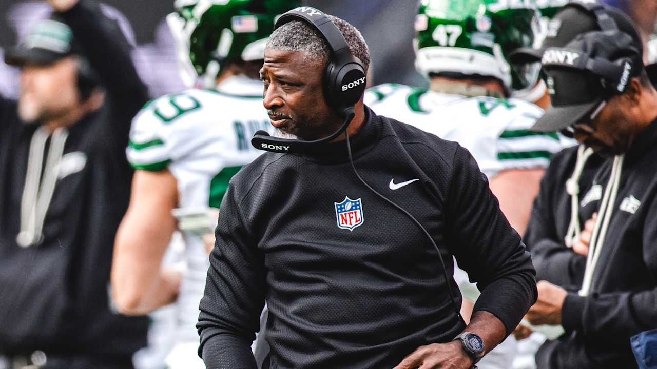 HC Aaron Glenn's Vision for the Jets Remains Strong