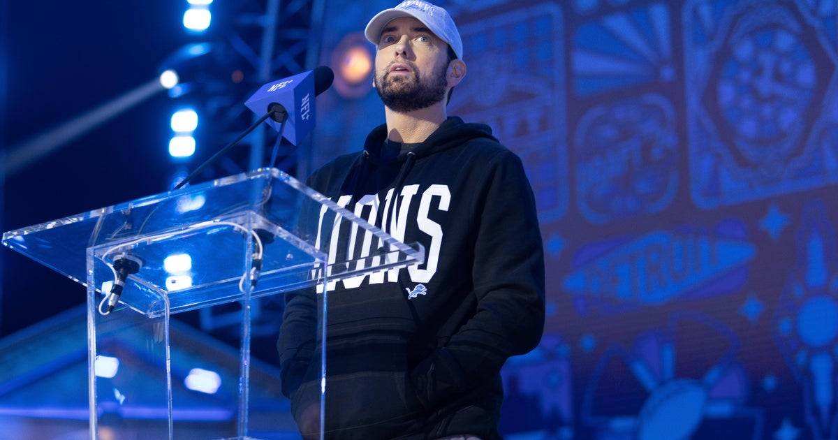 Eminem to produce Detroit Lions Thanksgiving halftime show through 2027