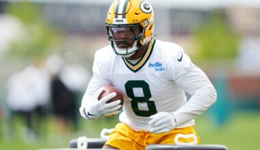 Josh Jacobs will practice for the Packers on Thursday