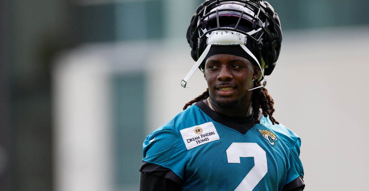 Veteran RB reverts to Patriots’ practice squad after Week 9 debut