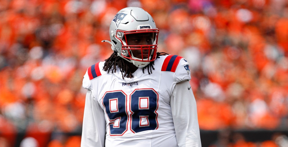 Patriots elevate defensive tackle from practice squad for Bengals game
