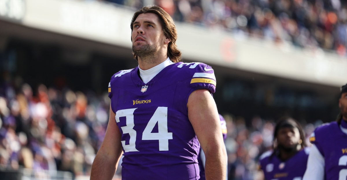 Rams sign TE Nick Muse to practice squad